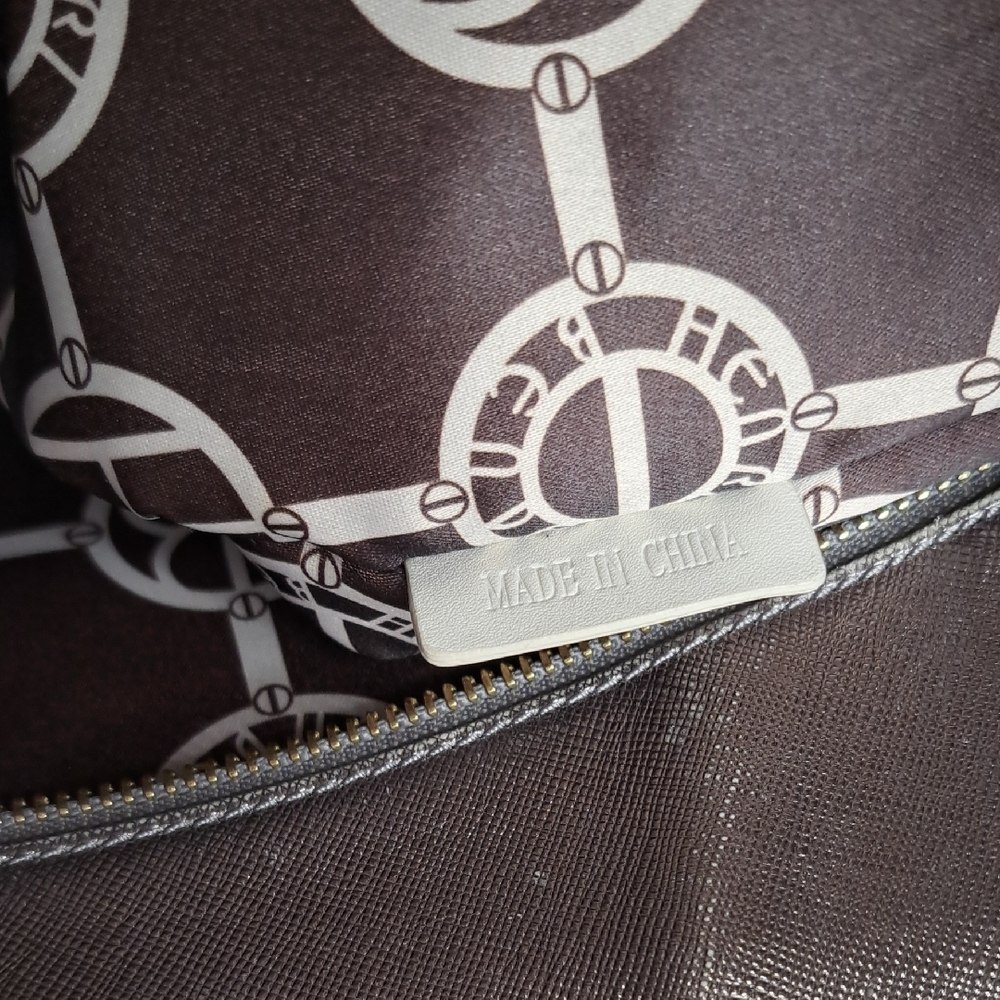 HENRI BENDEL LARGE 'METALLIC' LEATHER TOTE BAG STUDDED SIDES - Picture 10 of 16